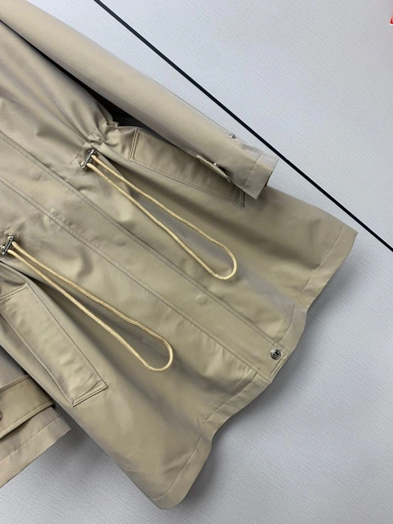 Burberry Outwear Durable 104687