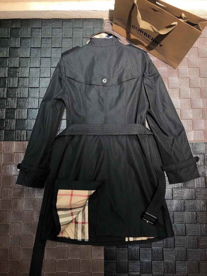 Elegant Burberry Outwear 104720
