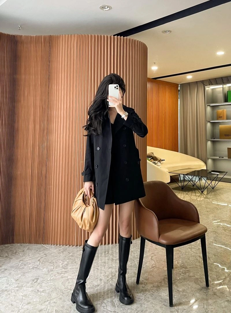 WellDesigned Burberry Outwear 104712