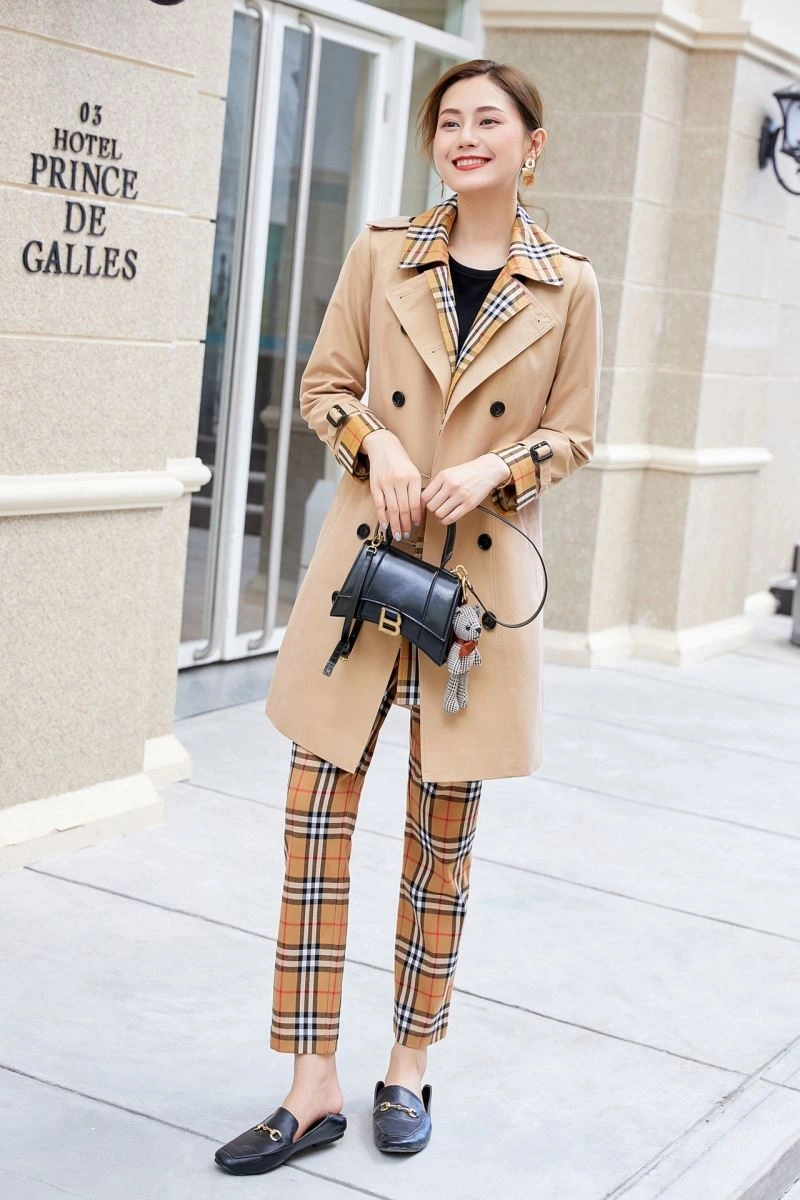 Bold Burberry Outwear 104666