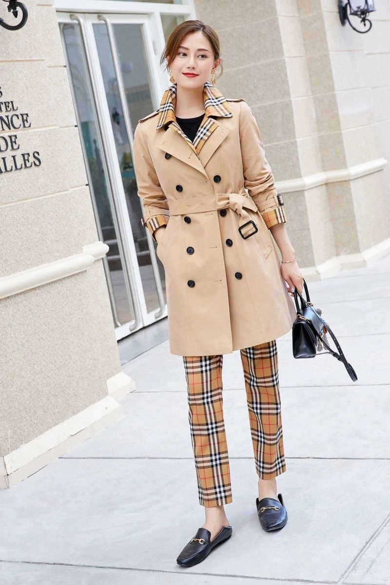Bold Burberry Outwear 104666