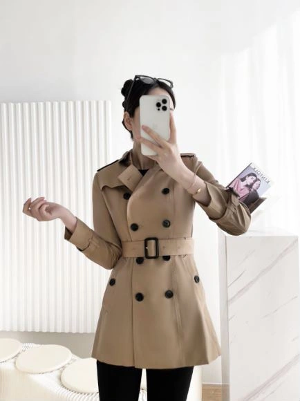 Soft Burberry Outwear 104663