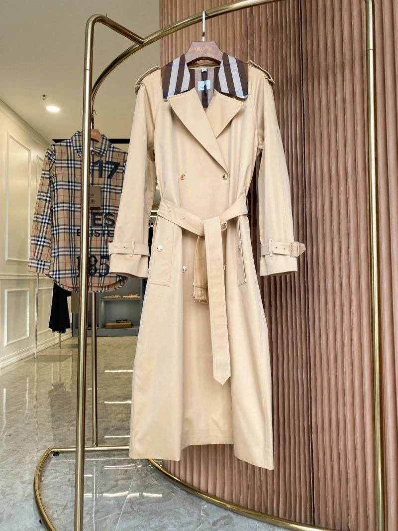 UrbanChic Burberry Outwear 104657