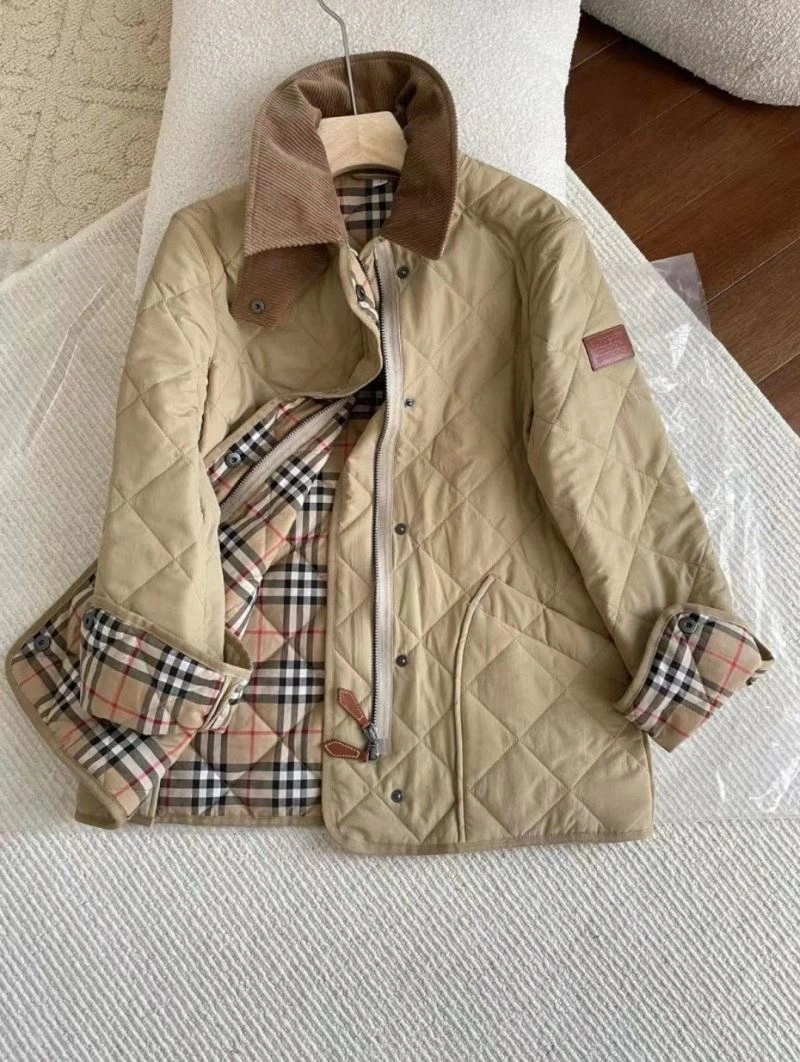 Burberry Outwear Resilient 104691
