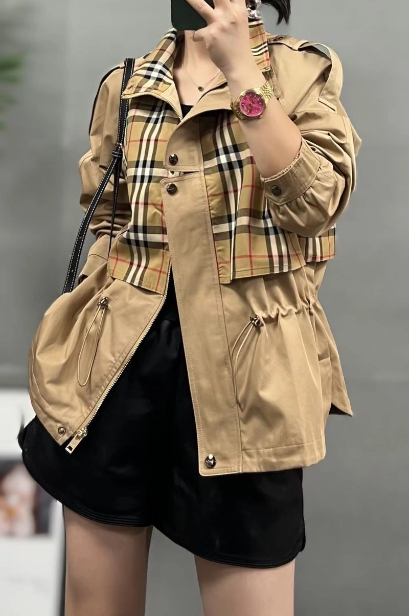 Burberry Outwear WeatherProof 104650