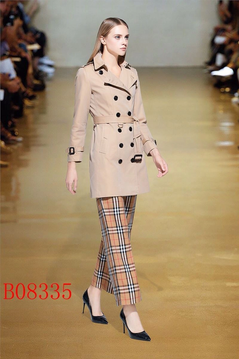 Burberry Outwear GoAnywhere 104682