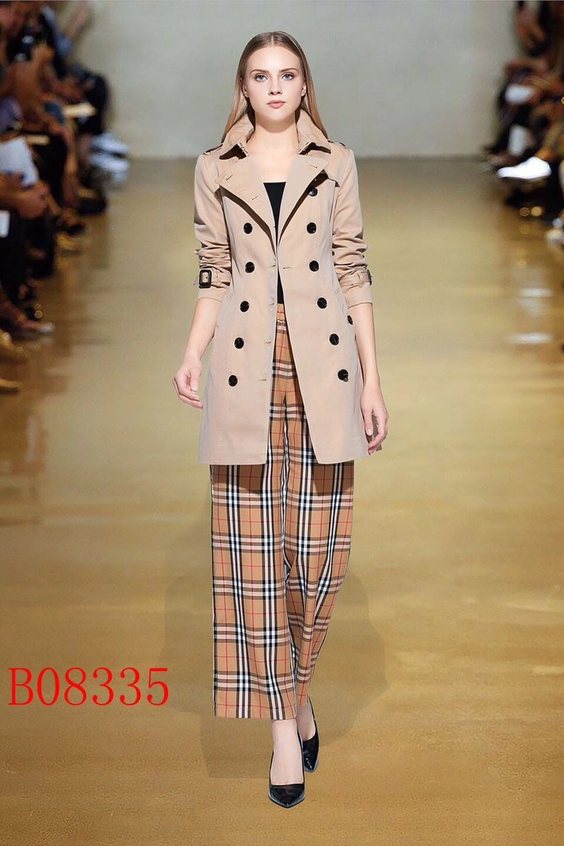 Burberry Outwear GoAnywhere 104682