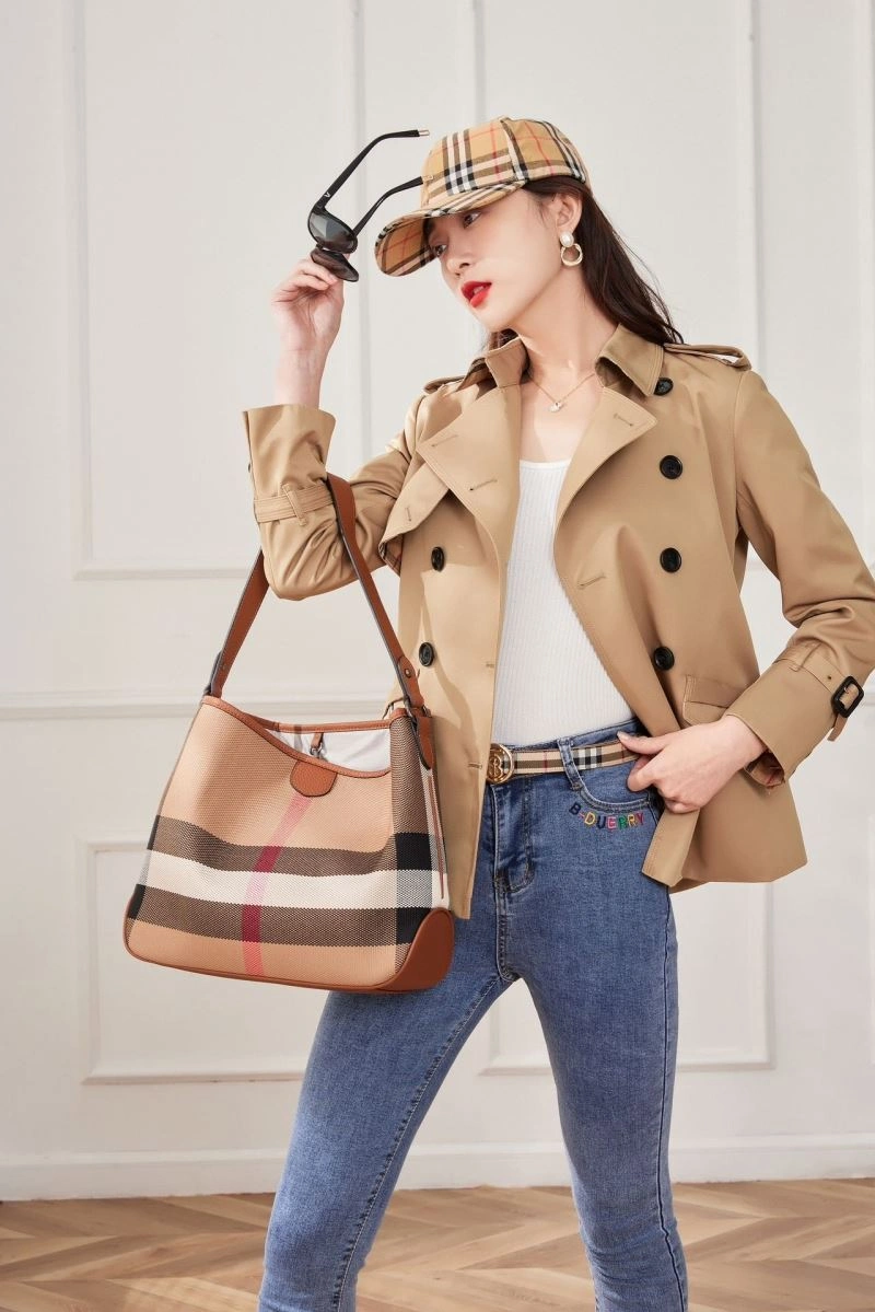 RelaxedFit Burberry Outwear 104671