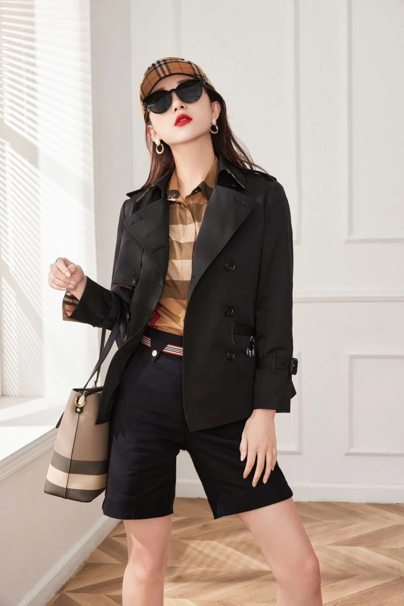 Burberry Outwear Youthful 104645