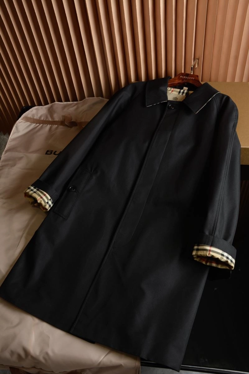 Sustainable Burberry Outwear 104638