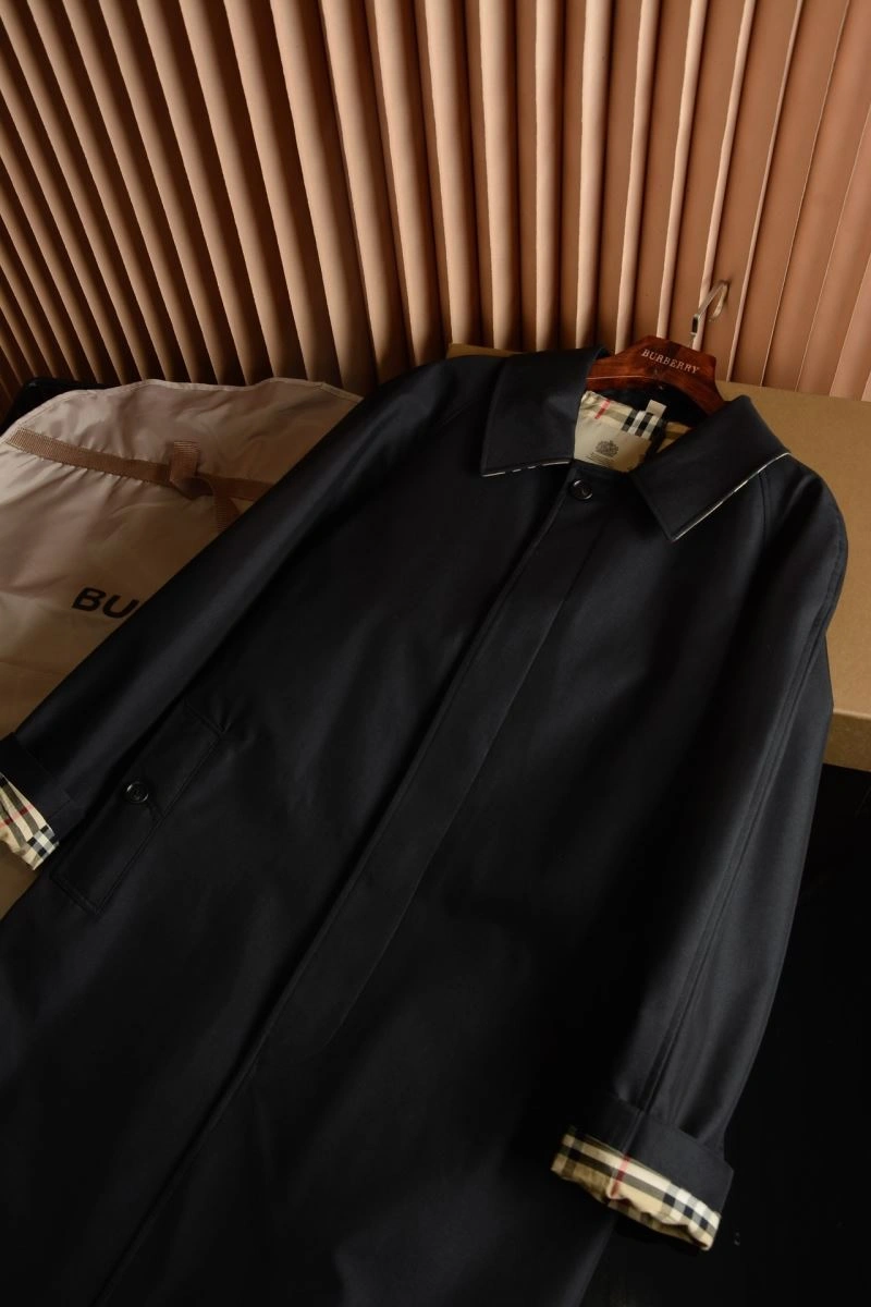 Sustainable Burberry Outwear 104638