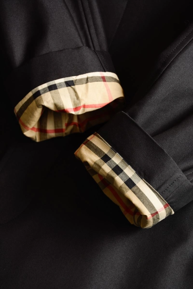 Sustainable Burberry Outwear 104638