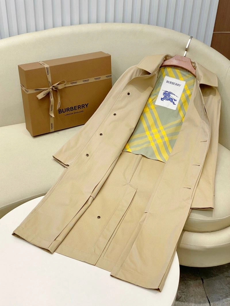 Burberry Outwear StreetReady 104636