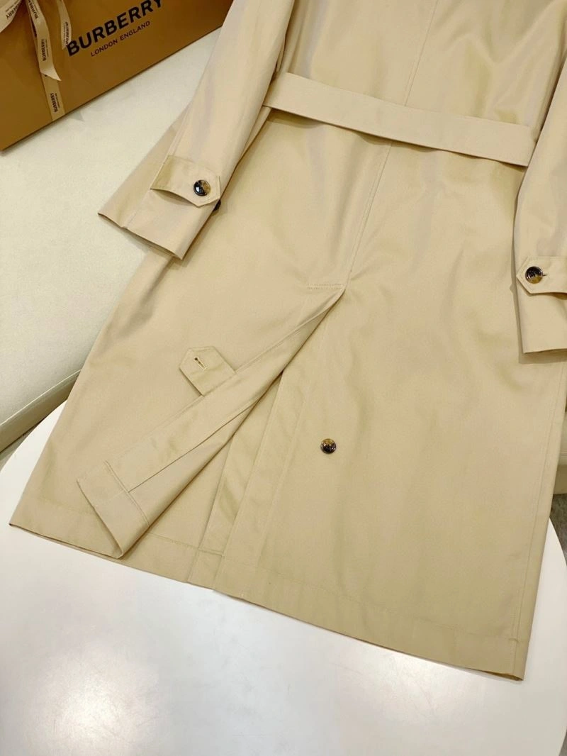 Burberry Outwear StreetReady 104636