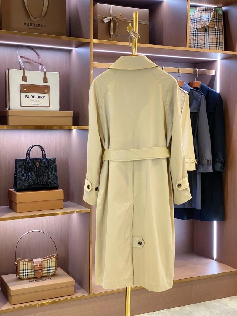 Burberry Outwear Breathable 104642