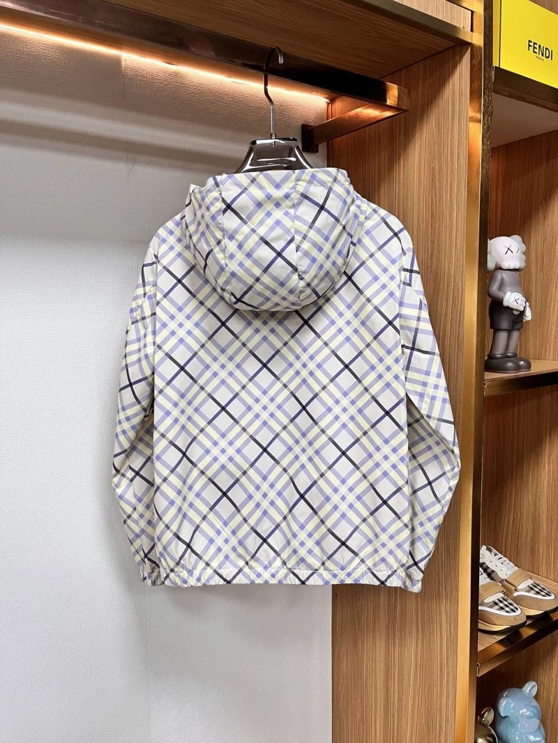 TravelReady Burberry Outwear 104680