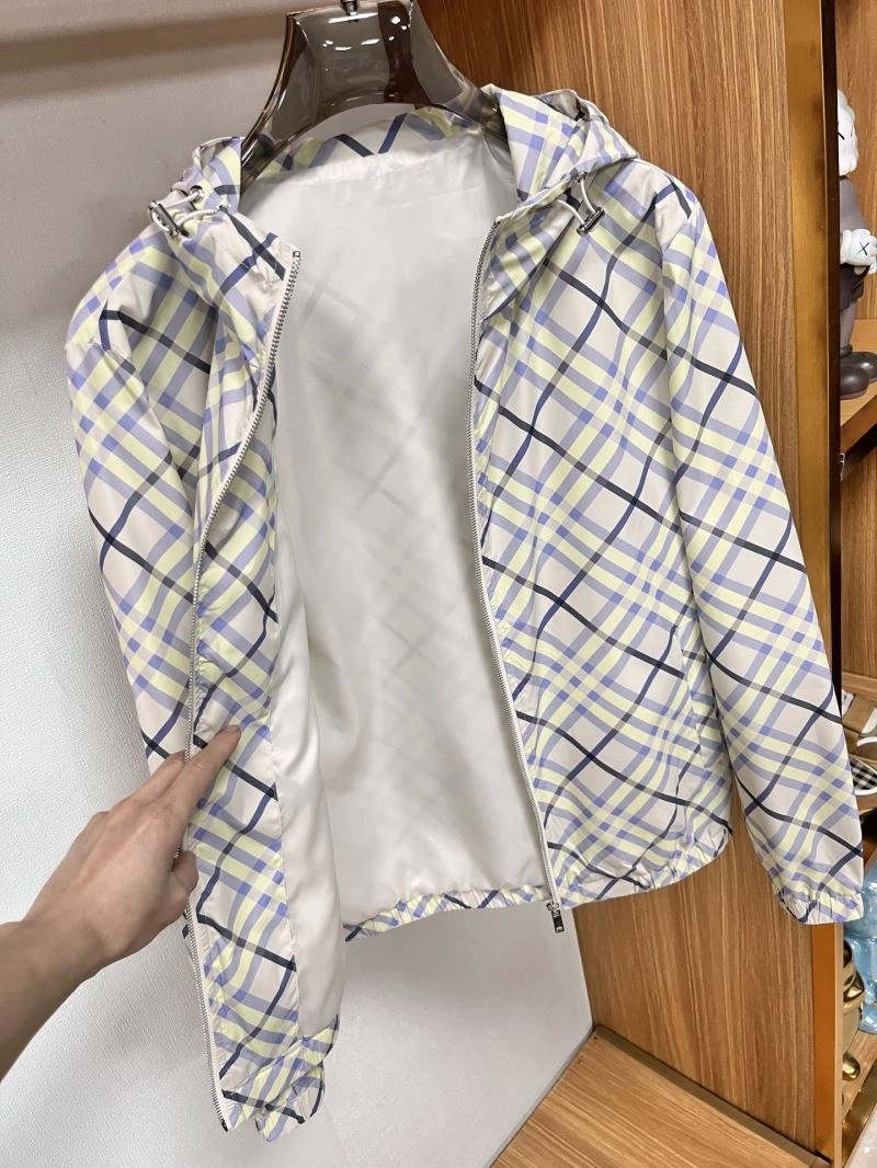 TravelReady Burberry Outwear 104680