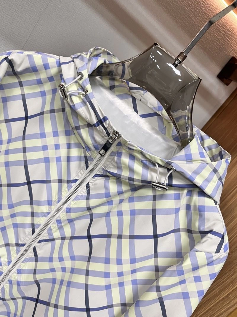 TravelReady Burberry Outwear 104680