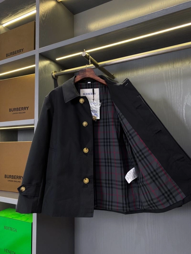 Burberry Outwear Seasonal 104625