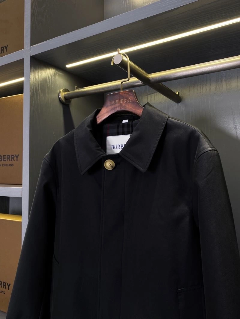 Burberry Outwear Seasonal 104625