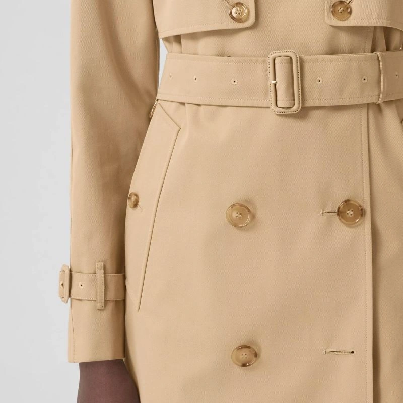 Burberry Outwear MultiPurpose 104659