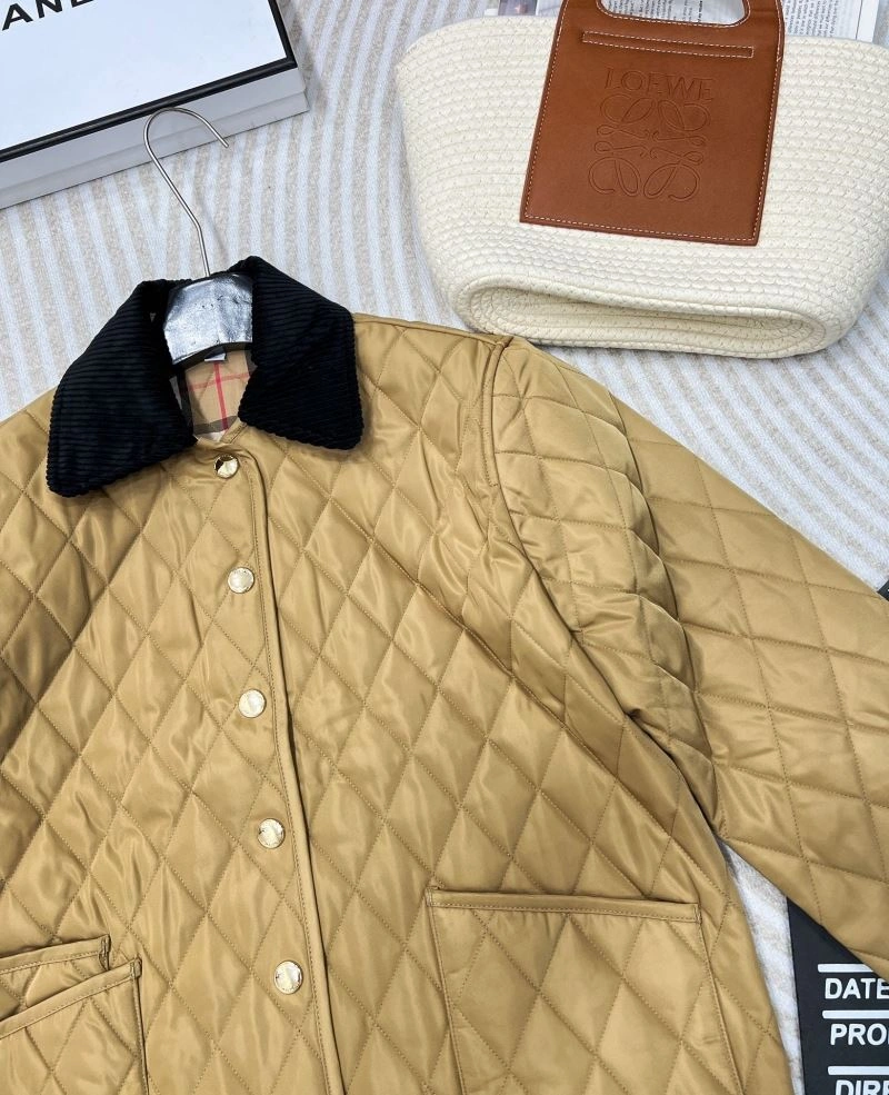 Attractive Burberry Outwear 104617