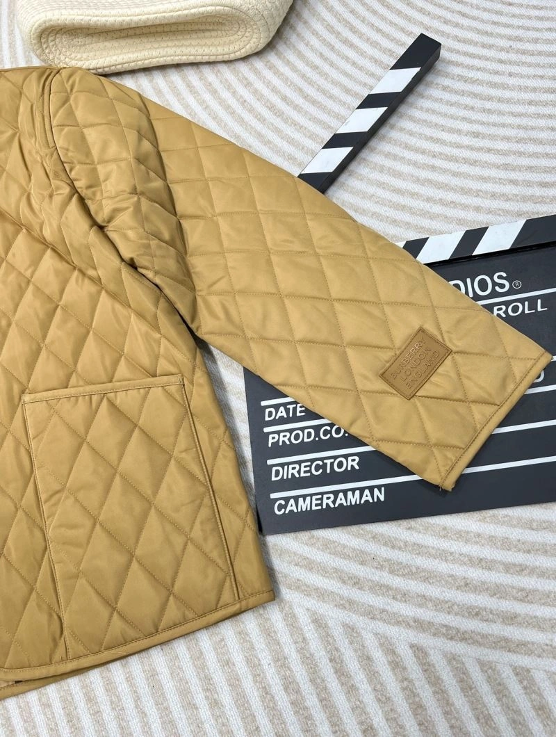 Attractive Burberry Outwear 104617