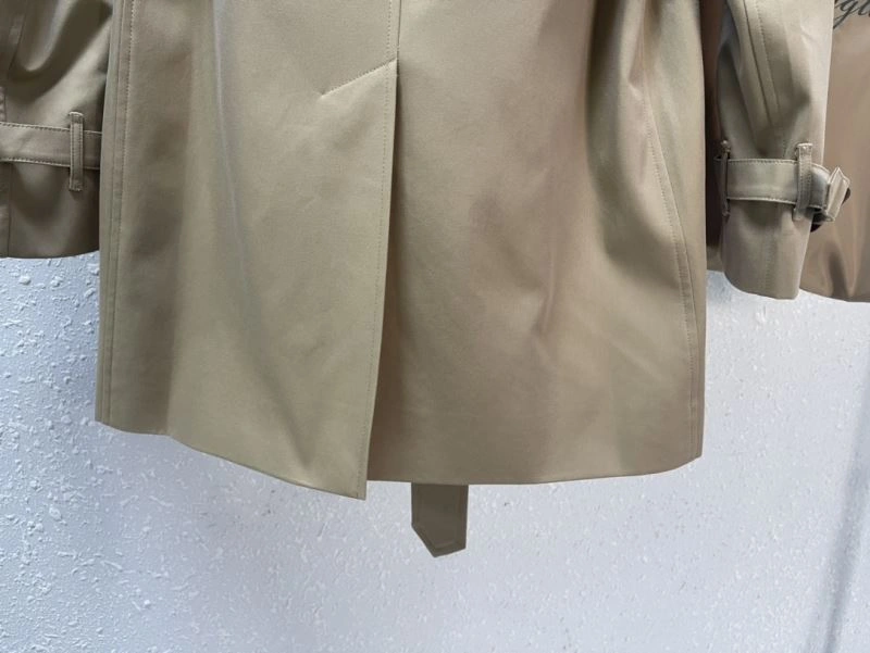 Trendy Burberry Outwear 104614