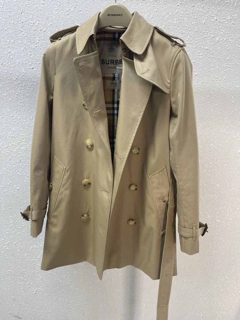 Trendy Burberry Outwear 104614