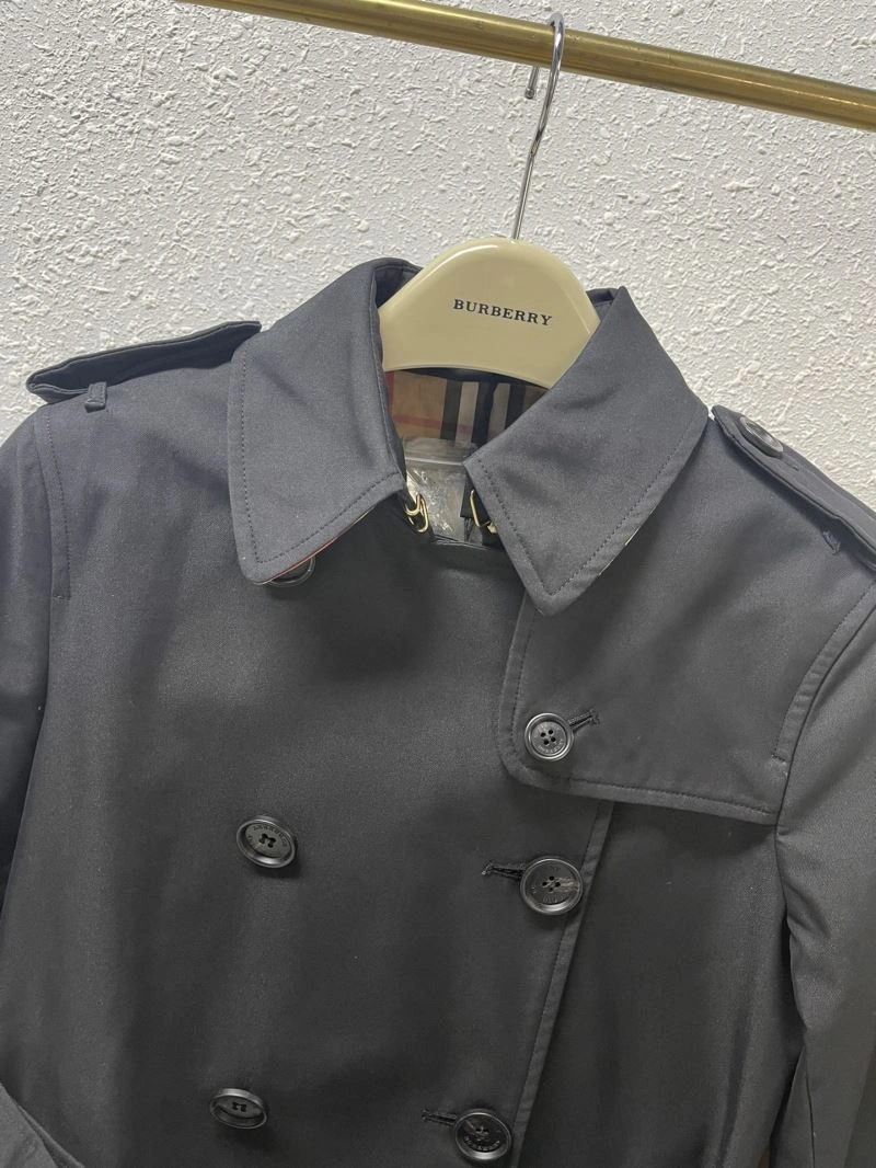 Burberry Outwear Unique 104613