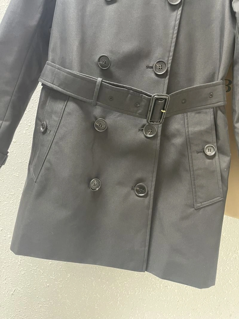 Burberry Outwear Unique 104613