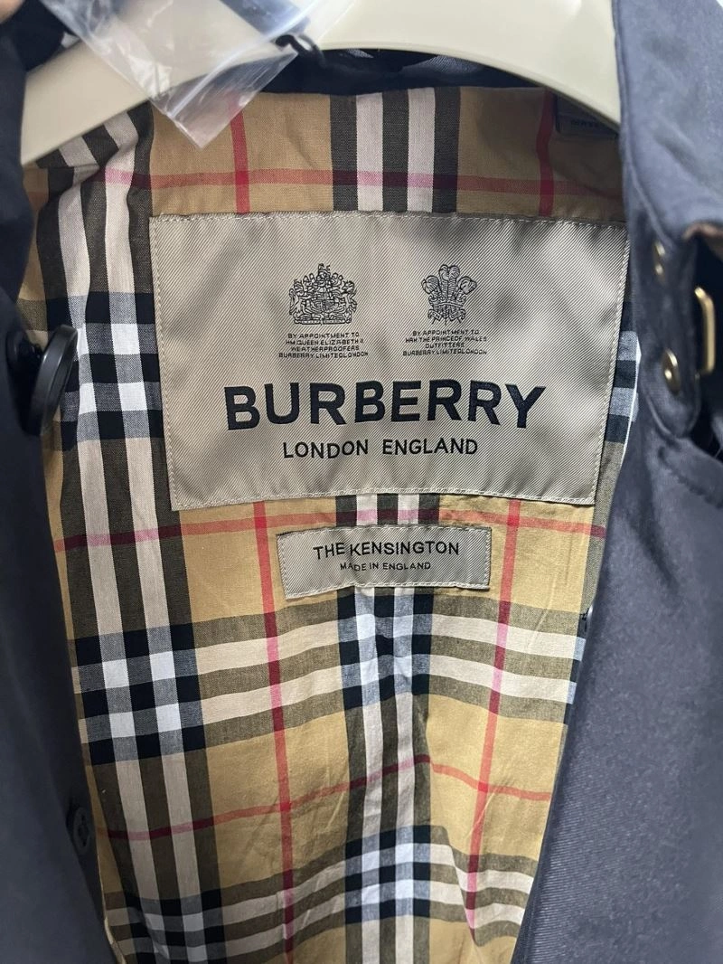 Burberry Outwear Unique 104613