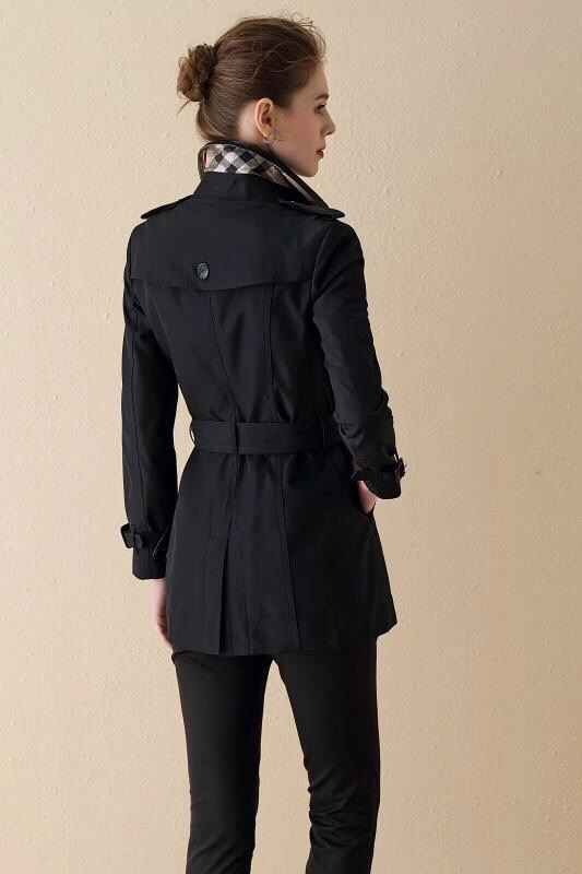 Flexible Burberry Outwear 104643