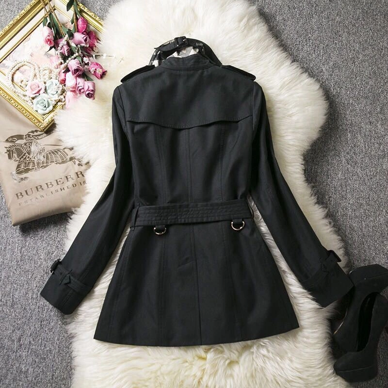 Burberry Outwear Original 104600