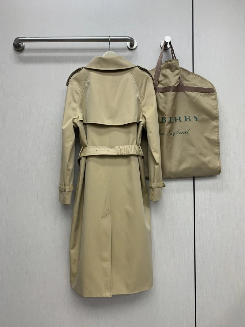 Unisex Burberry Outwear 104599