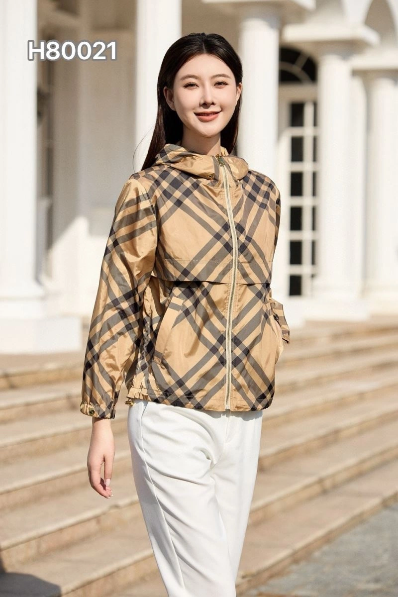 Burberry Outwear Cozy 104631