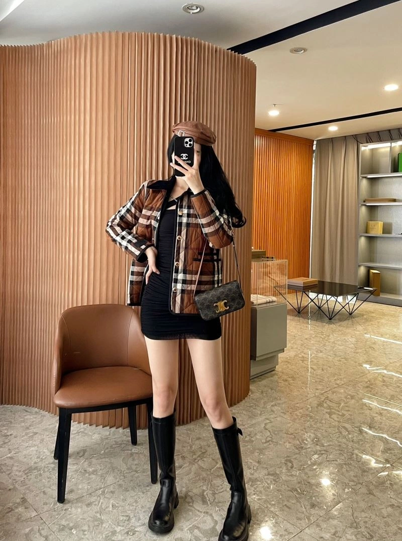 Tailored Burberry Outwear 104597