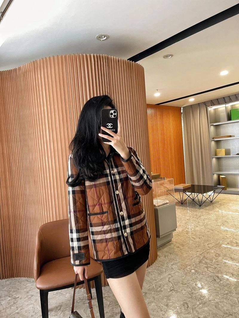 Tailored Burberry Outwear 104597