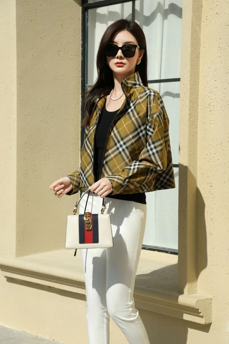 DailyWear Burberry Outwear 104591