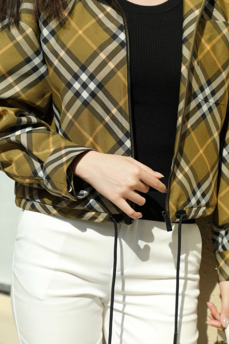 DailyWear Burberry Outwear 104591