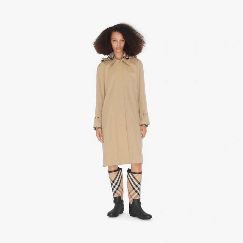 Burberry Outwear GoAnywhere 104586
