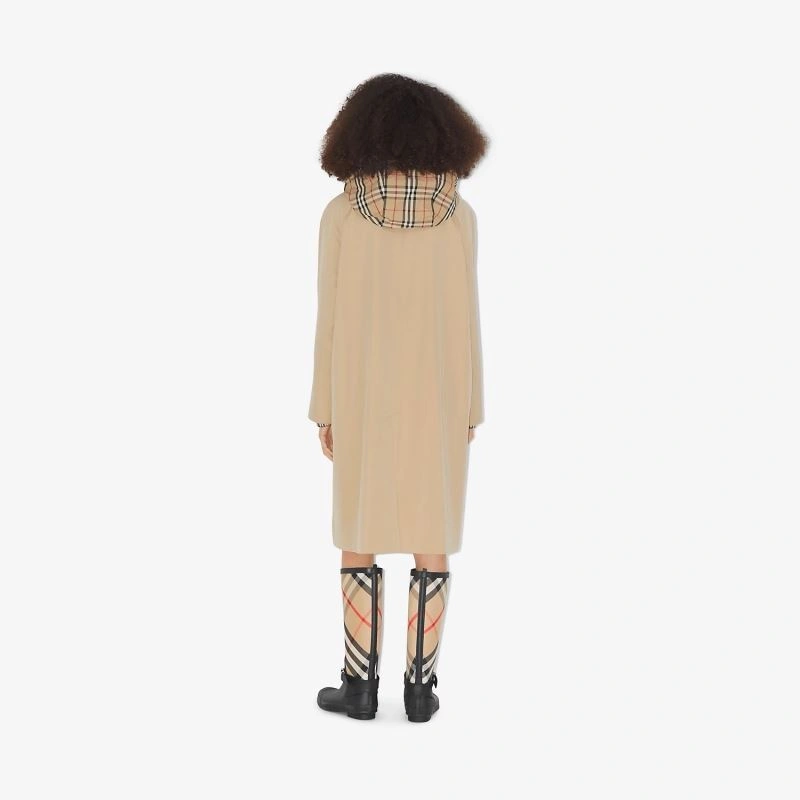 Burberry Outwear GoAnywhere 104586