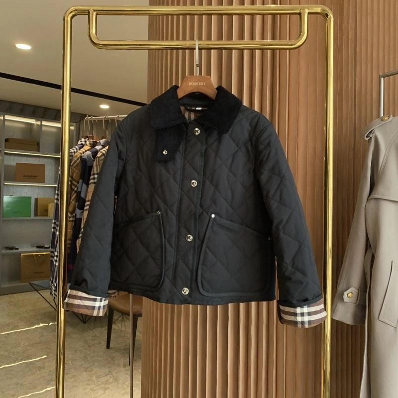 Burberry Outwear FreshLook 104581