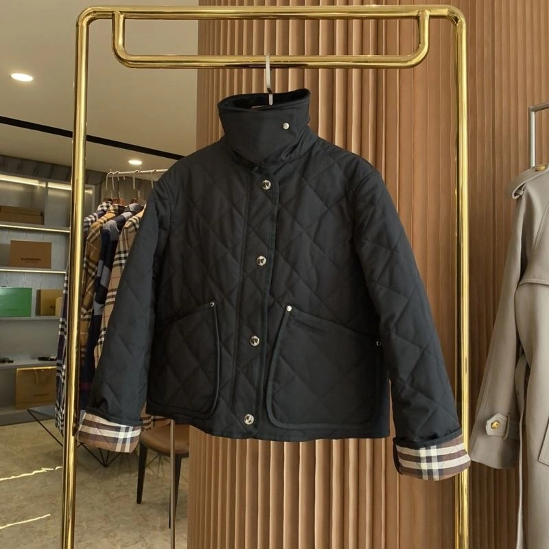 Burberry Outwear FreshLook 104581