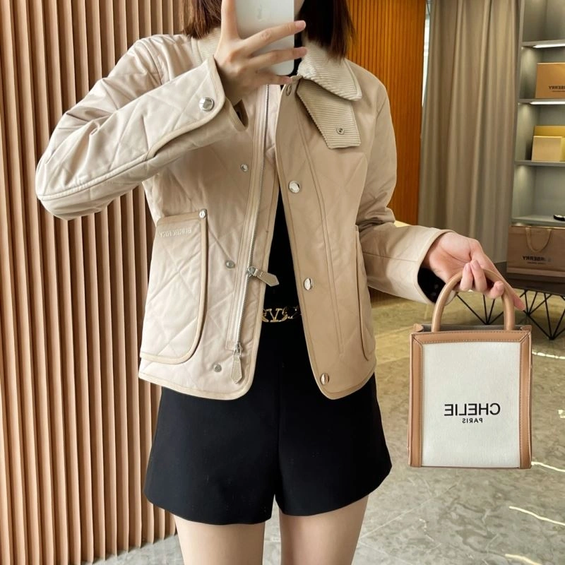 Classic Burberry Outwear 104580