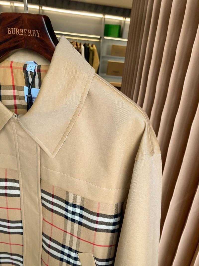 Burberry Outwear ModernLook 104572