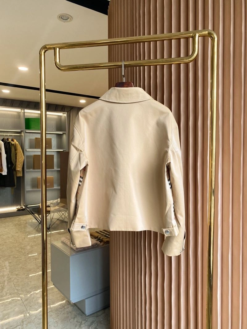 Burberry Outwear ModernLook 104572