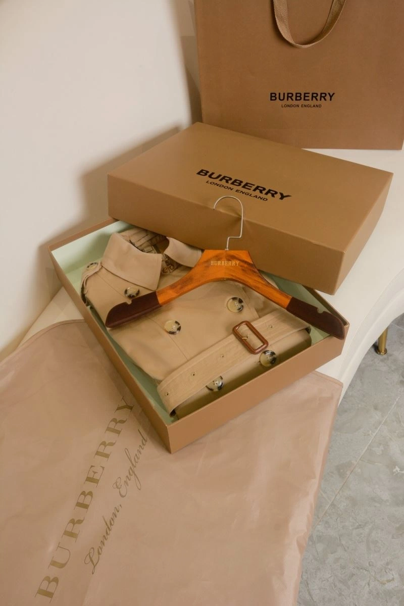 Burberry Outwear Functional 104571