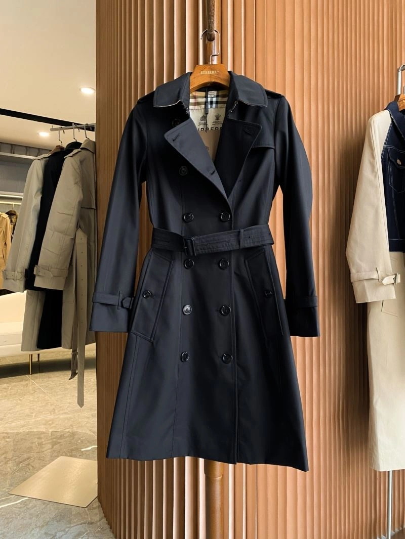 Burberry Outwear Sporty 104567