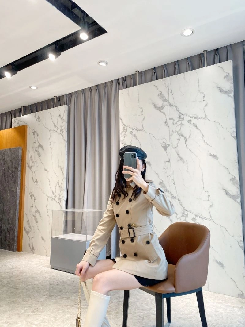 Comfortable Burberry Outwear 104570